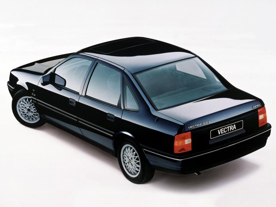  Opel Vectra Sedan 1988 года  (фото 15 из 29)